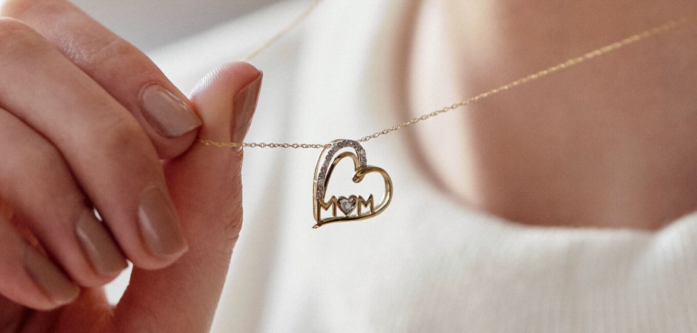 9k Solid Gold Mama Necklace, Mama script necklace, Mother necklace, Mom  gift, Mothers Day gift, New mom necklace, Christmas gift - C&S